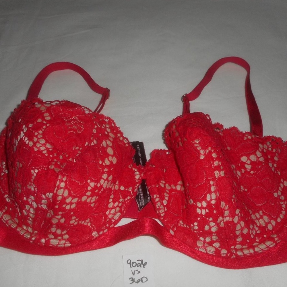 Victoria's Secret Very Sexy Red Lined Balconet